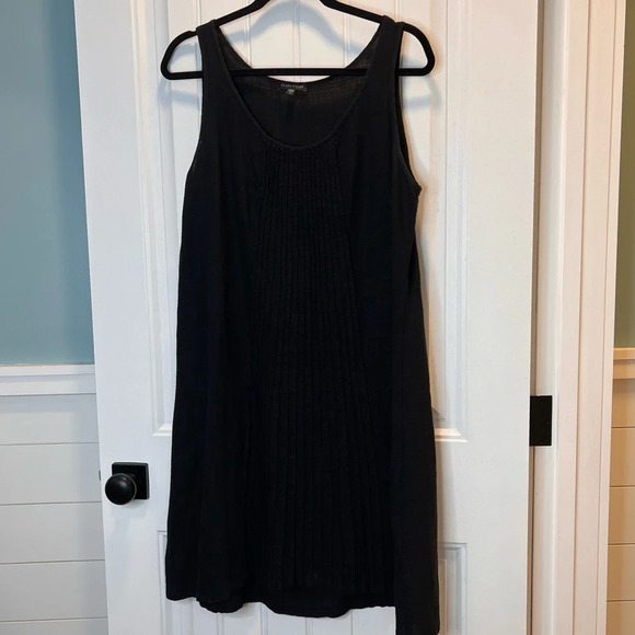 Eileen Fisher Black Pleated Front Center Sleeveless Dress. Size Medium. - Picture 9 of 9